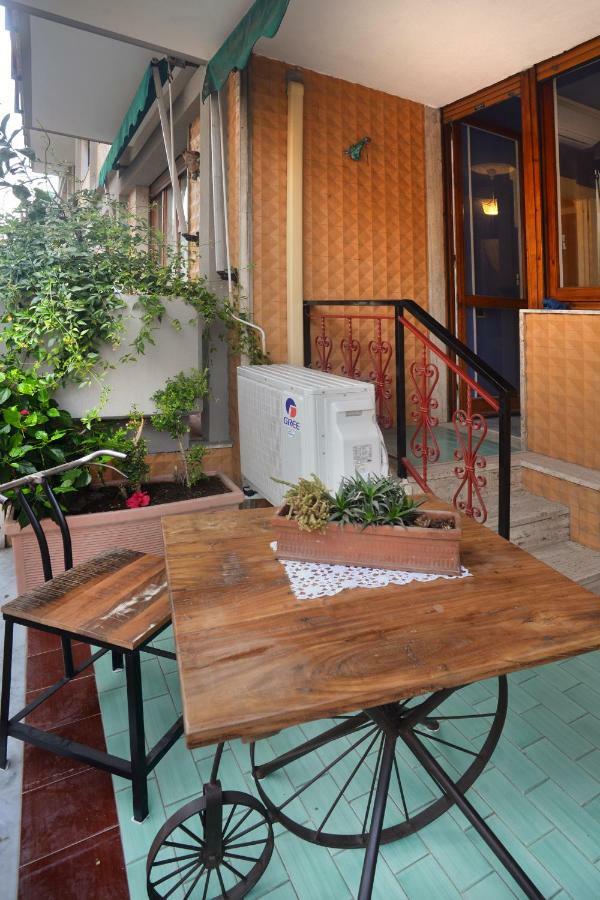 Donna Filomena Casa Vacanza Di Charme Salerno Exterior foto